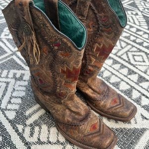 Corral boots